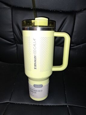 Stanley x Owala Quencher H2.0 Tumbler - Light Lime